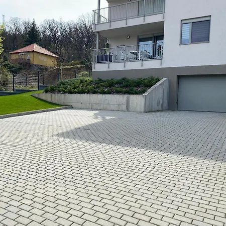 Edison 204 Apartman *