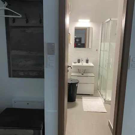 Apartment Edison 204